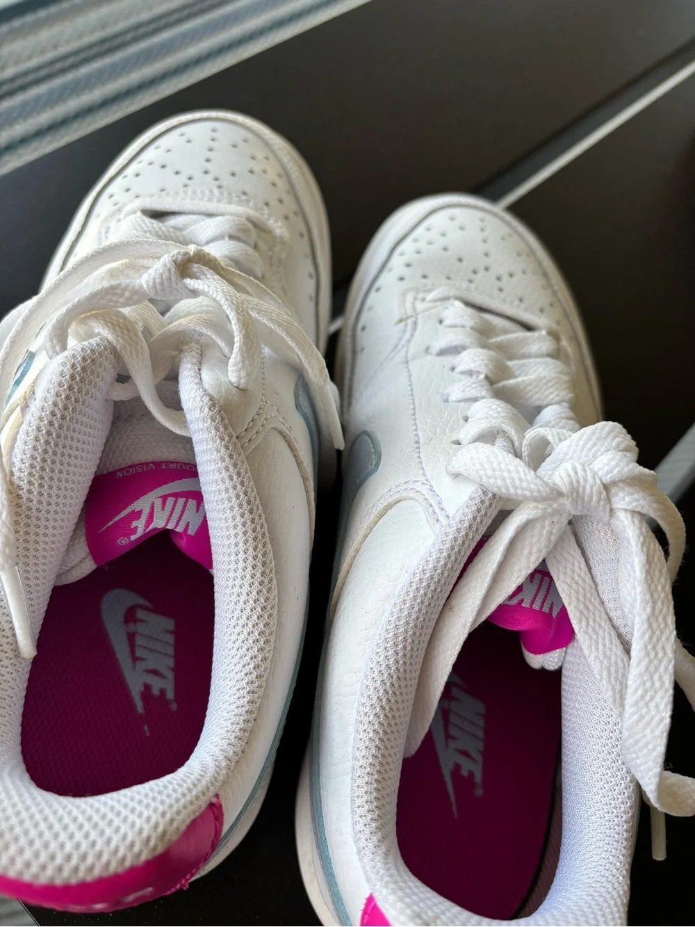 Nike Women's White Leather Sneakers with Gray Swoosh and Pink Heel Tab size 7